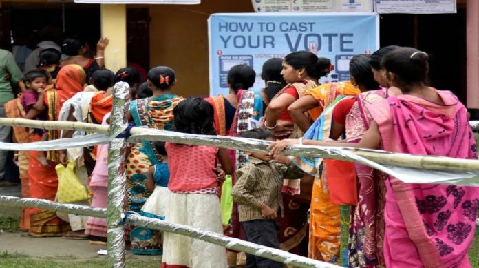 വോട്ടർമാരുടെ ലിംഗാനുപാതത്തിൽ കേരളം ഇന്ത്യയിൽ രണ്ടാമത് ; വിദേശ വോട്ടർമാരിലും കേരളം മുന്നിൽ വോട്ടർമാരുടെ ലിംഗാനുപാതത്തിൽ കേരളം ഇന്ത്യയിൽ രണ്ടാമത് ; വിദേശ വോട്ടർമാരിലും കേരളം മുന്നിൽ