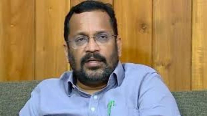 കേന്ദ്ര തീരുമാനം അറിയിക്കാന് വൈകിയത് സംശയകരമെന്ന് റവന്യൂ മന്ത്രി കെ രാജന് കേന്ദ്ര തീരുമാനം അറിയിക്കാന് വൈകിയത് സംശയകരമെന്ന് റവന്യൂ മന്ത്രി കെ രാജന്