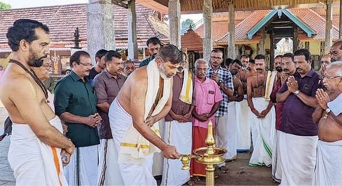 പാർഥസാരഥി ക്ഷേത്രത്തില് ധനുമാസകമ്പ വഴിപാടിന്റെ ചടങ്ങുകൾ ആരംഭിച്ചു പാർഥസാരഥി ക്ഷേത്രത്തില് ധനുമാസകമ്പ വഴിപാടിന്റെ ചടങ്ങുകൾ ആരംഭിച്ചു