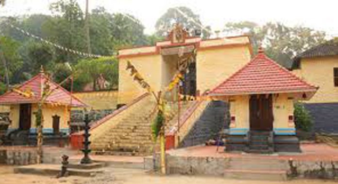 അച്ചൻകോവിൽ ശാസ്താക്ഷേത്രം കൊടിയേറ്റ് 16-ന് അച്ചൻകോവിൽ ശാസ്താക്ഷേത്രം കൊടിയേറ്റ് 16-ന്