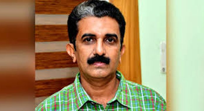 നവീൻ ബാബുവിന്റെ മരണത്തിൽ സി ബി ഐ അന്വേഷണം ; ഹർജി ഹൈക്കോടതി ഇന്ന് വീണ്ടും പരിഗണിക്കും നവീൻ ബാബുവിന്റെ മരണത്തിൽ സി ബി ഐ അന്വേഷണം ; ഹർജി ഹൈക്കോടതി ഇന്ന് വീണ്ടും പരിഗണിക്കും