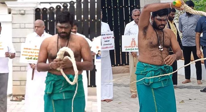 സ്വയം ചാട്ടവാറിന് അടിച്ച് കെ അണ്ണാമലൈ ; 48 ദിവസത്തെ വ്രതം തുടങ്ങി സ്വയം ചാട്ടവാറിന് അടിച്ച് കെ അണ്ണാമലൈ ; 48 ദിവസത്തെ വ്രതം തുടങ്ങി