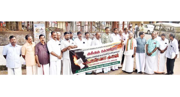 വനം നിയമ ഭേദഗതി ബില്ല് പിൻവലിക്കണം ; അഡ്വ. സുരേഷ് കോശി വനം നിയമ ഭേദഗതി ബില്ല് പിൻവലിക്കണം ; അഡ്വ. സുരേഷ് കോശി