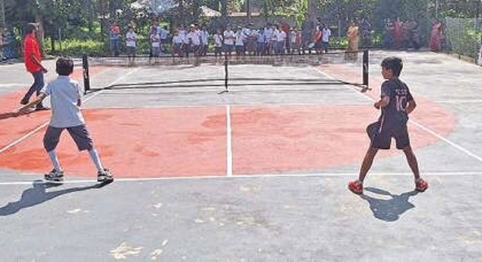 പിക്കിൾ ബോൾ പരിശീലനത്തിന് ചെങ്ങന്നൂർ ചിന്മയ വിദ്യാലയത്തിൽ തുടക്കമായി പിക്കിൾ ബോൾ പരിശീലനത്തിന് ചെങ്ങന്നൂർ ചിന്മയ വിദ്യാലയത്തിൽ തുടക്കമായി
