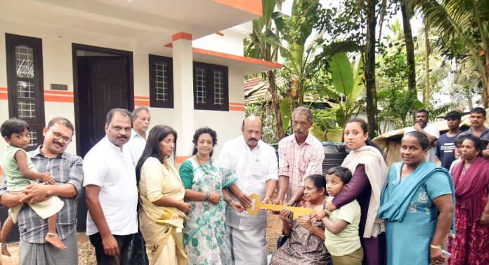 ഡോ. എം. എസ്. സുനിലിന്റെ 336- മത് സ്നേഹഭവനം രോഗിയായ മറിയാമ്മ ഫിലിപ്പിന്റെ കുടുംബത്തിന് ഡോ. എം. എസ്. സുനിലിന്റെ 336- മത് സ്നേഹഭവനം രോഗിയായ മറിയാമ്മ ഫിലിപ്പിന്റെ കുടുംബത്തിന്