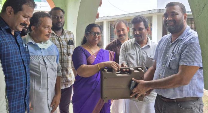 ഉപതിരഞ്ഞെടുപ്പ് 10ന് തയ്യാറെടുപ്പുകളായി – ജില്ലാ കലക്ടര് ഉപതിരഞ്ഞെടുപ്പ് 10ന് തയ്യാറെടുപ്പുകളായി – ജില്ലാ കലക്ടര്