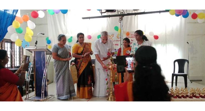 അങ്കണവാടി കുട്ടികളുടെ കലാകായിക മേളയായ ‘ചിലമ്പൊലി’ വെച്ചൂച്ചിറ ഗ്രാമപഞ്ചായത്തിന്റെ ആഭിമുഖ്യത്തില് നടത്തി അങ്കണവാടി കുട്ടികളുടെ കലാകായിക മേളയായ ‘ചിലമ്പൊലി’ വെച്ചൂച്ചിറ ഗ്രാമപഞ്ചായത്തിന്റെ ആഭിമുഖ്യത്തില് നടത്തി