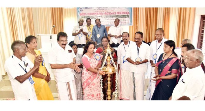 പട്ടിക വിഭാഗങ്ങൾ രാഷ്ട്രീയ ശക്തിയായി മാറണം : അഖില കേരള പാണർ സമാജം പട്ടിക വിഭാഗങ്ങൾ രാഷ്ട്രീയ ശക്തിയായി മാറണം : അഖില കേരള പാണർ സമാജം