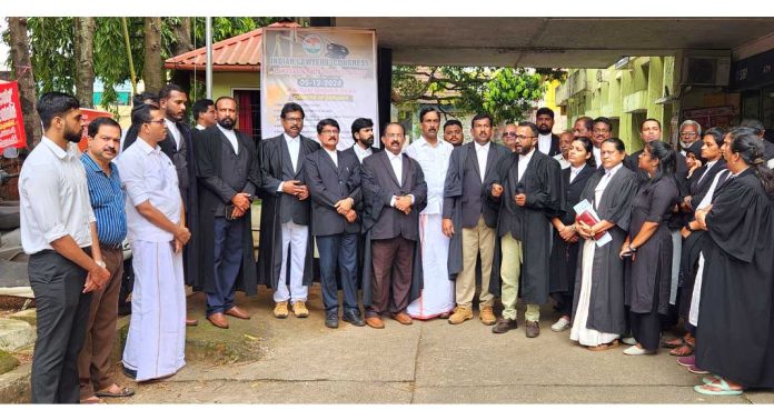 ലോയേഴ്സ് റൈറ്റ് പ്രൊട്ടക്ഷൻ ഡേ ആചരിച്ചു ലോയേഴ്സ് റൈറ്റ് പ്രൊട്ടക്ഷൻ ഡേ ആചരിച്ചു