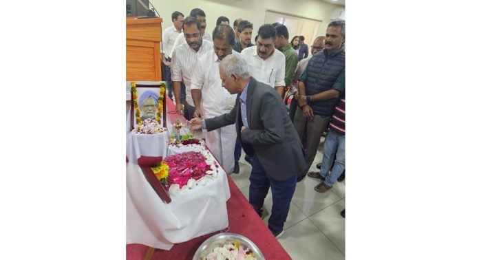 ഡോ. മൻമോഹൻ സിംഗ്, രാജ്യതാല്പര്യം മാത്രം നോക്കി പ്രവർത്തിച്ച നേതാവ് – ഒഐസിസി ഡോ. മൻമോഹൻ സിംഗ്, രാജ്യതാല്പര്യം മാത്രം നോക്കി പ്രവർത്തിച്ച നേതാവ് – ഒഐസിസി