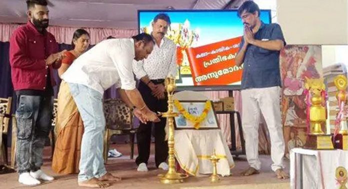 ചിന്മയ വിദ്യാലയത്തില് പ്രതിഭകളേയും അദ്ധ്യാപകരേയും അനുമോദിച്ചു ചിന്മയ വിദ്യാലയത്തില് പ്രതിഭകളേയും അദ്ധ്യാപകരേയും അനുമോദിച്ചു