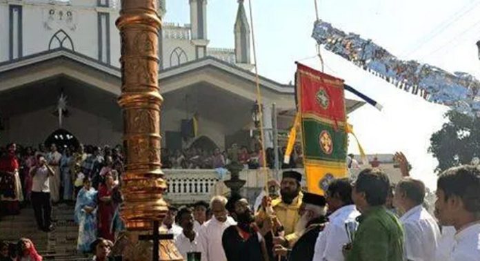 ഉമയാറ്റുകര സെന്റ് തോമസ് ഓർത്തഡോക്സ് വലിയപള്ളിയിൽ വി.മർത്തോമ്മ ഗ്ലീഹായുടെ ഓർമ്മപ്പെരുന്നാളിന് കൊടിയേറി ഉമയാറ്റുകര സെന്റ് തോമസ് ഓർത്തഡോക്സ് വലിയപള്ളിയിൽ വി.മർത്തോമ്മ ഗ്ലീഹായുടെ ഓർമ്മപ്പെരുന്നാളിന് കൊടിയേറി