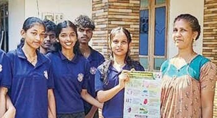 അമൃത വൊക്കേഷണൽ ഹയർ സെക്കൻഡറി സ്കൂൾ എൻ.എസ്.എസ് വൊളന്റിയേഴ്സ് ആന്റി ബയോട്ടിക്കുകളുടെ ഉപയോഗത്തെക്കുറിച്ച് വീടുകളിൽ ബോധവത്കരണം നടത്തി അമൃത വൊക്കേഷണൽ ഹയർ സെക്കൻഡറി സ്കൂൾ എൻ.എസ്.എസ് വൊളന്റിയേഴ്സ് ആന്റി ബയോട്ടിക്കുകളുടെ ഉപയോഗത്തെക്കുറിച്ച് വീടുകളിൽ ബോധവത്കരണം നടത്തി