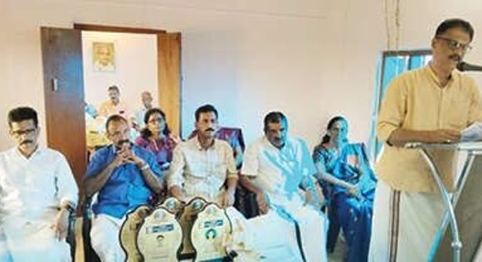 നെടുമൺ കരയോഗത്തിലെ കുടുംബസംഗമം ഉദ്ഘാടനം ചെയ്തു നെടുമൺ കരയോഗത്തിലെ കുടുംബസംഗമം ഉദ്ഘാടനം ചെയ്തു