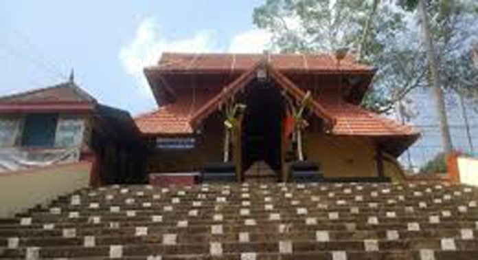 കവിയൂർ മഹാദേവ ക്ഷേത്രത്തിൽ ഹനുമദ് ജയന്തി ഉത്സവം ഇന്ന് സമാപിക്കും കവിയൂർ മഹാദേവ ക്ഷേത്രത്തിൽ ഹനുമദ് ജയന്തി ഉത്സവം ഇന്ന് സമാപിക്കും