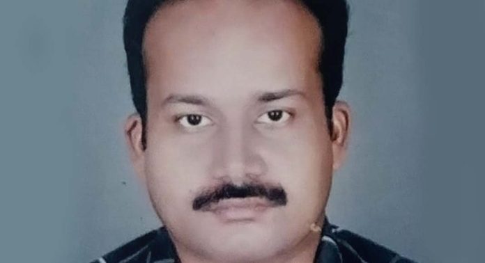 കോന്നി ചെങ്ങറ സ്വദേശി ബഹറിനിൽ നിര്യാതനായി കോന്നി ചെങ്ങറ സ്വദേശി ബഹറിനിൽ നിര്യാതനായി