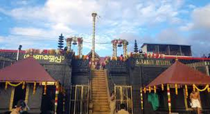 ശബരിമലയില് മകരവിളക്ക് തീര്ത്ഥാടനത്തിന് വന് ഭക്തജന തിരക്ക് ശബരിമലയില് മകരവിളക്ക് തീര്ത്ഥാടനത്തിന് വന് ഭക്തജന തിരക്ക്