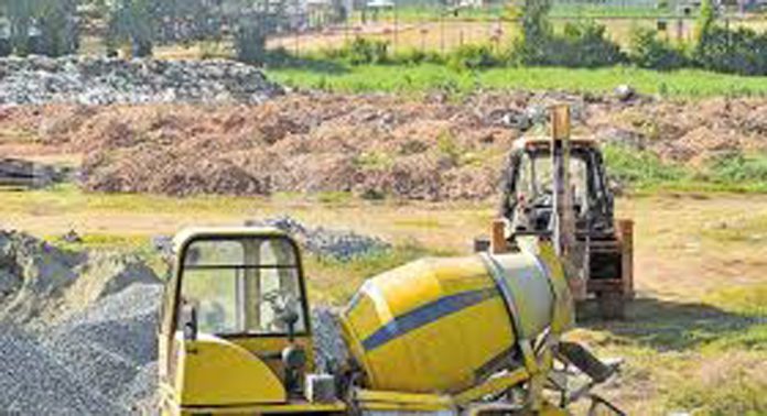 പത്തനംതിട്ടയിലെ ഇൻഡോർ സ്റ്റേഡിയം നിർമ്മാണം പ്രതിസന്ധിയില് പത്തനംതിട്ടയിലെ ഇൻഡോർ സ്റ്റേഡിയം നിർമ്മാണം പ്രതിസന്ധിയില്