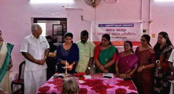 പുളിക്കീഴ് ബ്ലോക്ക് പഞ്ചായത്തിന്റെ വാർഷിക പദ്ധതിയായ “രണ്ടാം ബാല്യം – വയോജനങ്ങൾക്ക് യോഗപരിശീലനം” തുടങ്ങി പുളിക്കീഴ് ബ്ലോക്ക് പഞ്ചായത്തിന്റെ വാർഷിക പദ്ധതിയായ “രണ്ടാം ബാല്യം – വയോജനങ്ങൾക്ക് യോഗപരിശീലനം” തുടങ്ങി