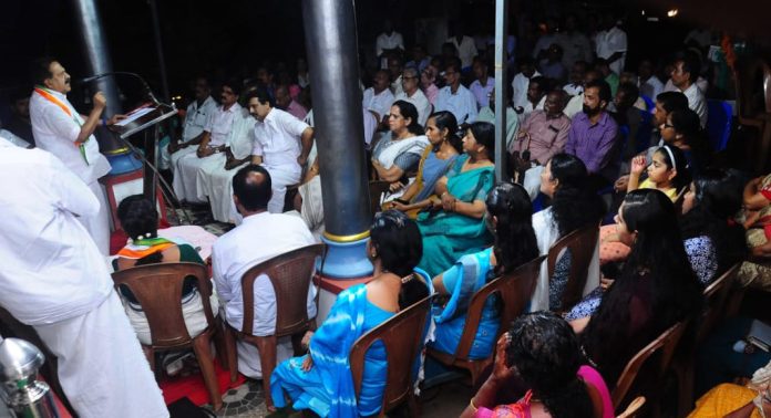 സമസ്ത മേഖലകളിലും ജനജീവിതം ദുസ്സഹമാക്കിയ ഇടതു ഭരണം ജനങ്ങൾ പൂർണമായും മടുത്തു ; രമേശ് ചെന്നിത്തല സമസ്ത മേഖലകളിലും ജനജീവിതം ദുസ്സഹമാക്കിയ ഇടതു ഭരണം ജനങ്ങൾ പൂർണമായും മടുത്തു ; രമേശ് ചെന്നിത്തല