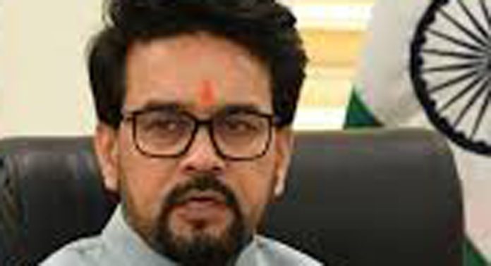 നടന് അല്ലുഅര്ജുനെ പിന്തുണച്ച് ബിജെപി എം പി അനുരാഗ് താക്കൂര് നടന് അല്ലുഅര്ജുനെ പിന്തുണച്ച് ബിജെപി എം പി അനുരാഗ് താക്കൂര്