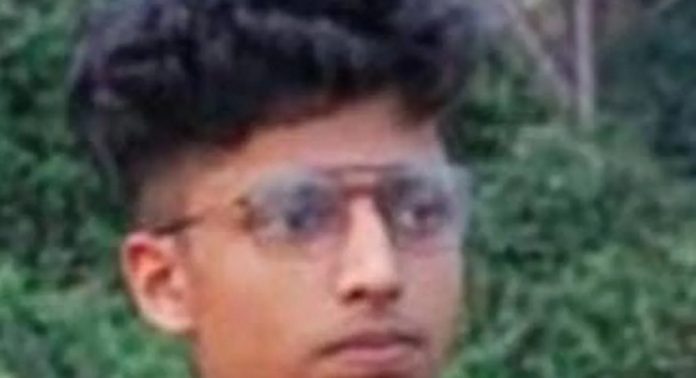 തലശേരിയില് കാണാതായ യുവാവിനെ പുഴയില് മരിച്ച നിലയില് കണ്ടെത്തി തലശേരിയില് കാണാതായ യുവാവിനെ പുഴയില് മരിച്ച നിലയില് കണ്ടെത്തി