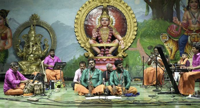 ഭക്തിഗാനസുധയൊരുക്കി ഹരി ഓം അരുൾ ഇസൈ ഭക്തിഗാനസുധയൊരുക്കി ഹരി ഓം അരുൾ ഇസൈ