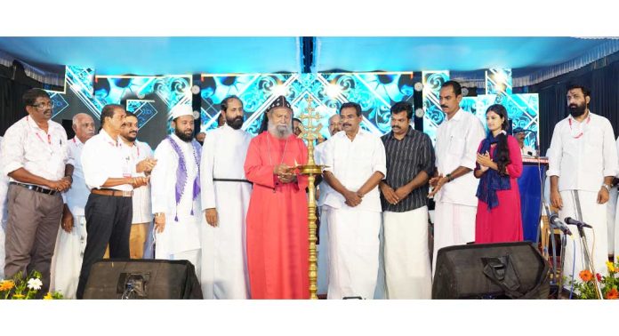 കർത്താവിൽ നാം എല്ലാവരും ഒന്നാണെന്ന് ലോകത്തോട് ഏറ്റുപറയുന്ന സുദിനമാണ് ക്രിസ്തുമസ് ; ജോസഫ് മാർ ബർണബാസ് സഫ്രകൻ മെത്രാപ്പോലീത്ത കർത്താവിൽ നാം എല്ലാവരും ഒന്നാണെന്ന് ലോകത്തോട് ഏറ്റുപറയുന്ന സുദിനമാണ് ക്രിസ്തുമസ് ; ജോസഫ് മാർ ബർണബാസ് സഫ്രകൻ മെത്രാപ്പോലീത്ത