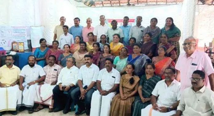 വെണ്ണിക്കുളം സെന്റ് ബഹനാൻസ് ഹൈസ്കൂളില് പൂര്വ്വ വിദ്യാര്ഥി സംഗമം നടന്നു വെണ്ണിക്കുളം സെന്റ് ബഹനാൻസ് ഹൈസ്കൂളില് പൂര്വ്വ വിദ്യാര്ഥി സംഗമം നടന്നു