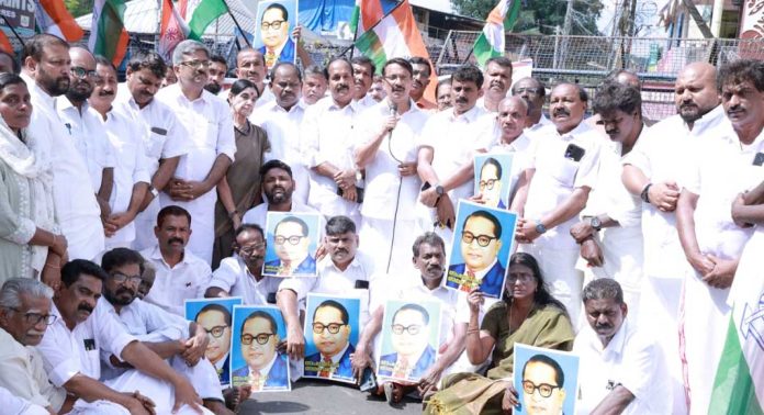 അംബേദ്കറുടെ സ്മരണ ഇല്ലാതാക്കാന് ആരെയും അനുവദിക്കില്ല : അഡ്വ പഴകുളം മധു അംബേദ്കറുടെ സ്മരണ ഇല്ലാതാക്കാന് ആരെയും അനുവദിക്കില്ല : അഡ്വ പഴകുളം മധു