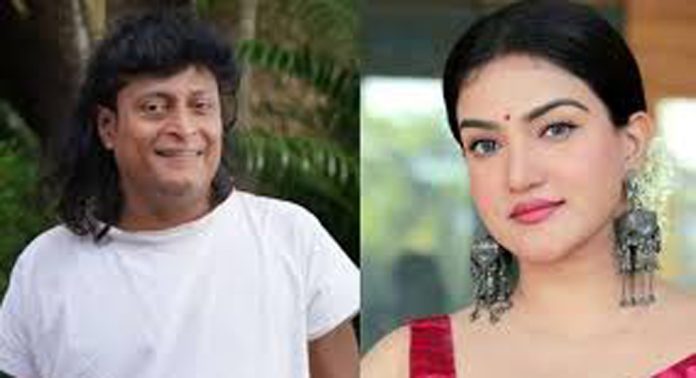 നടി ഹണി റോസിന്റെ പരാതിയില് ബോബി ചെമ്മണ്ണൂര് കസ്റ്റഡിയില് നടി ഹണി റോസിന്റെ പരാതിയില് ബോബി ചെമ്മണ്ണൂര് കസ്റ്റഡിയില്
