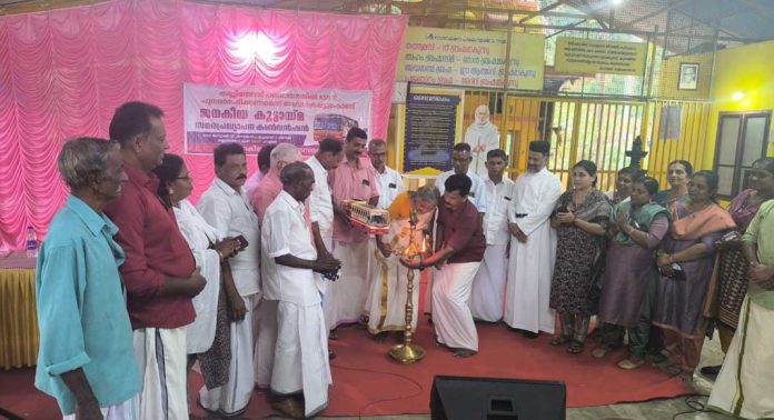 തണ്ണിത്തോട്ടിൽ കെഎസ്ആർറ്റിസി ബസ് സർവീസ് പുനരാരംഭിക്കണം ; സമര പ്രഖ്യാപന കൺവെൻഷൻ നടന്നു തണ്ണിത്തോട്ടിൽ കെഎസ്ആർറ്റിസി ബസ് സർവീസ് പുനരാരംഭിക്കണം ; സമര പ്രഖ്യാപന കൺവെൻഷൻ നടന്നു