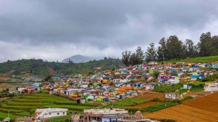 കനത്ത മഞ്ഞുവീഴ്ച ; ഊട്ടിയിൽ താപനില പൂജ്യത്തിൽ കനത്ത മഞ്ഞുവീഴ്ച ; ഊട്ടിയിൽ താപനില പൂജ്യത്തിൽ
