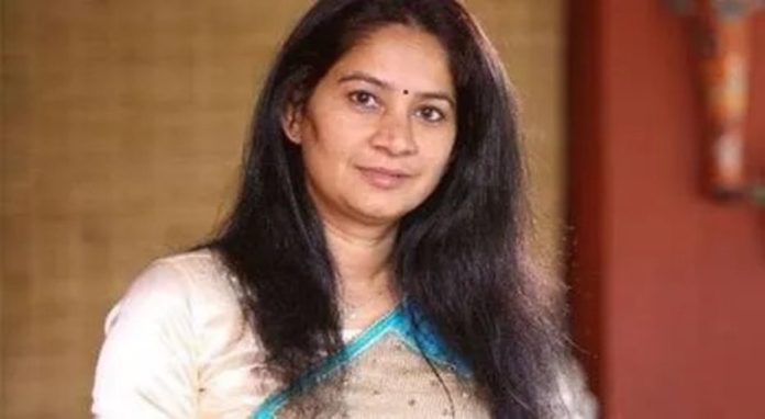 മകൻ തെറ്റ് ചെയ്തിട്ടില്ല, വലിയ വേട്ടയാടലാണ് ദിവസങ്ങളായി നടന്നു കൊണ്ടിരിക്കുന്നത് : യു പ്രതിഭ എംഎൽഎ മകൻ തെറ്റ് ചെയ്തിട്ടില്ല, വലിയ വേട്ടയാടലാണ് ദിവസങ്ങളായി നടന്നു കൊണ്ടിരിക്കുന്നത് : യു പ്രതിഭ എംഎൽഎ