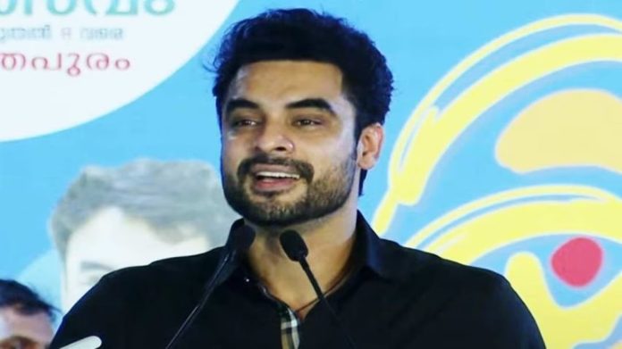 കിട്ടുന്ന അവധി മാത്രമായിരുന്നു കലോത്സവവുമായുള്ള ബന്ധം : ടൊവിനോ തോമസ് കിട്ടുന്ന അവധി മാത്രമായിരുന്നു കലോത്സവവുമായുള്ള ബന്ധം : ടൊവിനോ തോമസ്