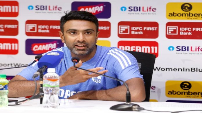 ഹിന്ദി ഇന്ത്യയുടെ ദേശീയ ഭാഷയല്ല, ഔദ്യോഗിക ഭാഷയായി മാത്രം കണ്ടാൽ മതി : ആർ അശ്വിൻ ഹിന്ദി ഇന്ത്യയുടെ ദേശീയ ഭാഷയല്ല, ഔദ്യോഗിക ഭാഷയായി മാത്രം കണ്ടാൽ മതി : ആർ അശ്വിൻ