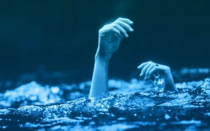 ഭാര്യയുമായി വഴക്കിട്ട യുവാവ് കനാലിൽ ചാടി ജീവനൊടുക്കി ഭാര്യയുമായി വഴക്കിട്ട യുവാവ് കനാലിൽ ചാടി ജീവനൊടുക്കി