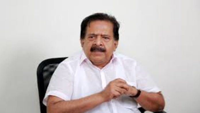 ഭക്ഷ്യപൊതുവിതരണ ശൃംഖലയെ തകര്ക്കുന്ന നടപടികളില് നിന്നു സര്ക്കാര് പിന്തിരിയണം, റേഷന് സംവിധാനം സംരക്ഷിക്കണം : രമേശ് ചെന്നിത്തല ഭക്ഷ്യപൊതുവിതരണ ശൃംഖലയെ തകര്ക്കുന്ന നടപടികളില് നിന്നു സര്ക്കാര് പിന്തിരിയണം, റേഷന് സംവിധാനം സംരക്ഷിക്കണം : രമേശ് ചെന്നിത്തല