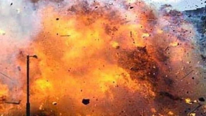 ഛത്തീസ്ഗഢിൽ മാവോയിസ്റ്റ് ആക്രമണം : 2 ജവാന്മാർക്ക് പരിക്കേറ്റു ഛത്തീസ്ഗഢിൽ മാവോയിസ്റ്റ് ആക്രമണം : 2 ജവാന്മാർക്ക് പരിക്കേറ്റു