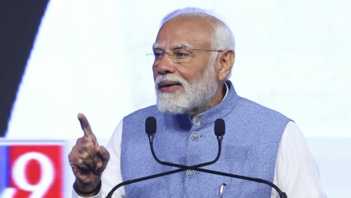 സ്പേസ് ഡോക്കിങ് : ഐ എസ് ആർ ഒയെ അഭിനന്ദിച്ച് പ്രധാനമന്ത്രി സ്പേസ് ഡോക്കിങ് : ഐ എസ് ആർ ഒയെ അഭിനന്ദിച്ച് പ്രധാനമന്ത്രി