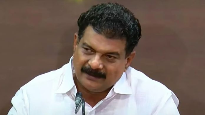 പി.വി.അൻവറിനുള്ള അധികസുരക്ഷ ആഭ്യന്തര വകുപ്പ് പിൻവലിച്ചു പി.വി.അൻവറിനുള്ള അധികസുരക്ഷ ആഭ്യന്തര വകുപ്പ് പിൻവലിച്ചു