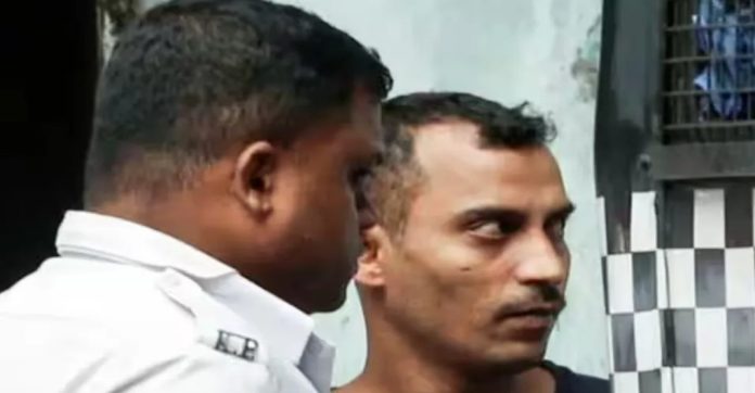 യുവ ഡോകടർ ക്രൂരമായി കൊല ചെയ്യപ്പെട്ട സംഭവം ; പ്രതി സഞ്ജയ് റോയിക്ക് ജീവപര്യന്തം തടവ് യുവ ഡോകടർ ക്രൂരമായി കൊല ചെയ്യപ്പെട്ട സംഭവം ; പ്രതി സഞ്ജയ് റോയിക്ക് ജീവപര്യന്തം തടവ്