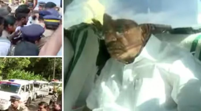 വയനാട്ടിലെ കടുവാ ആക്രമണം : രാധയുടെ വീട്ടിലെത്തിയ വനംമന്ത്രിയെ തടഞ്ഞു വയനാട്ടിലെ കടുവാ ആക്രമണം : രാധയുടെ വീട്ടിലെത്തിയ വനംമന്ത്രിയെ തടഞ്ഞു