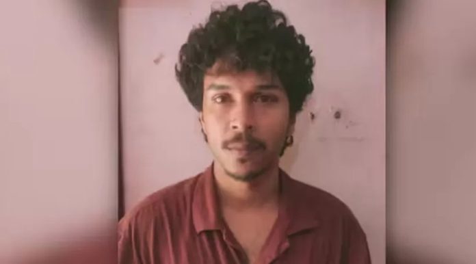 യാത്രക്കിടെ മോശം പെരുമാറ്റം ; കാറിൽ നിന്നും റോഡിലേക്ക് ചാടിയ യുവതിയ്ക്ക് പരിക്ക് ; യുവാവ് അറസ്റ്റിൽ യാത്രക്കിടെ മോശം പെരുമാറ്റം ; കാറിൽ നിന്നും റോഡിലേക്ക് ചാടിയ യുവതിയ്ക്ക് പരിക്ക് ; യുവാവ് അറസ്റ്റിൽ