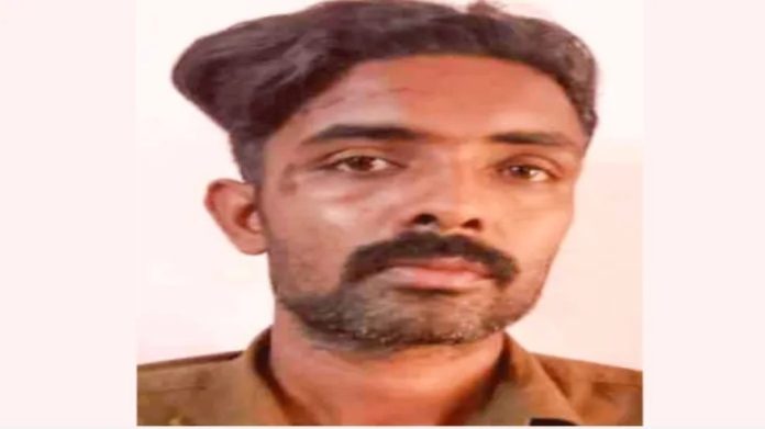 യുവതിയെ ആക്രമിച്ച് മൊബൈൽ ഫോൺ കവരാൻ ശ്രമം ; പ്രതി അറസ്റ്റിൽ യുവതിയെ ആക്രമിച്ച് മൊബൈൽ ഫോൺ കവരാൻ ശ്രമം ; പ്രതി അറസ്റ്റിൽ