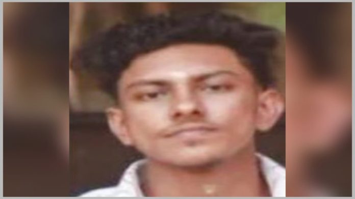 ബൈക്ക് നിയന്ത്രണം വിട്ട് വൈദ്യുതി തൂണിലിടിച്ചു മറിഞ്ഞ് യുവാവ് മരിച്ചു ബൈക്ക് നിയന്ത്രണം വിട്ട് വൈദ്യുതി തൂണിലിടിച്ചു മറിഞ്ഞ് യുവാവ് മരിച്ചു