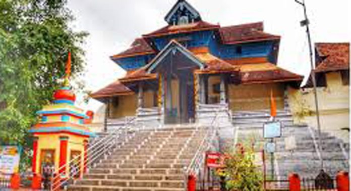ആറന്മുള പാർഥസാരഥി ക്ഷേത്രത്തിലെ ധനുമാസകമ്പം 13-ന് ആറന്മുള പാർഥസാരഥി ക്ഷേത്രത്തിലെ ധനുമാസകമ്പം 13-ന്