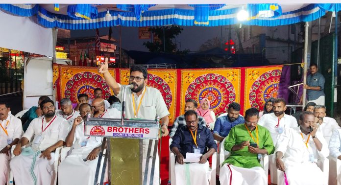 ഭരണഘടനയാണ് പിന്നോക്കവിഭാഗങ്ങൾക്ക് അന്തസ്സായ ജീവിതം പകർന്നുനൽകിയത് : പി കെ ഉസ്മാൻ ഭരണഘടനയാണ് പിന്നോക്കവിഭാഗങ്ങൾക്ക് അന്തസ്സായ ജീവിതം പകർന്നുനൽകിയത് : പി കെ ഉസ്മാൻ