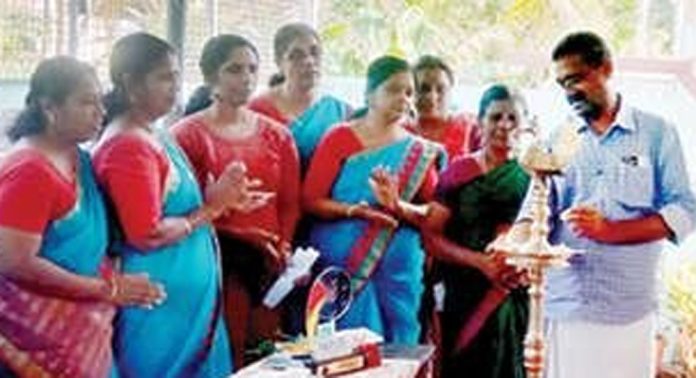 കുടുംബശ്രീ എ.ഡി.എസ്. വാർഷികവും ക്രിസ്തുമസ് പുതുവത്സര ആഘോഷവും ഉദ്ഘാടനം ചെയ്തു കുടുംബശ്രീ എ.ഡി.എസ്. വാർഷികവും ക്രിസ്തുമസ് പുതുവത്സര ആഘോഷവും ഉദ്ഘാടനം ചെയ്തു