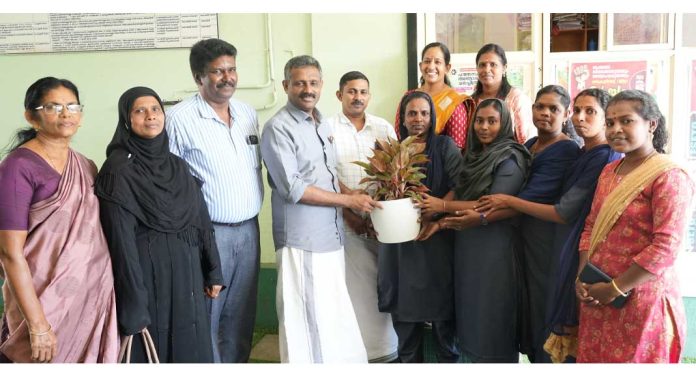 അമൃത് മിത്ര പദ്ധതിയ്ക്ക് തുടക്കമായി ; നഗരസഭാ ചെയർമാൻ അഡ്വ. ടി സക്കീർ ഹുസൈൻ ഉദ്ഘാടനം ചെയ്തു അമൃത് മിത്ര പദ്ധതിയ്ക്ക് തുടക്കമായി ; നഗരസഭാ ചെയർമാൻ അഡ്വ. ടി സക്കീർ ഹുസൈൻ ഉദ്ഘാടനം ചെയ്തു